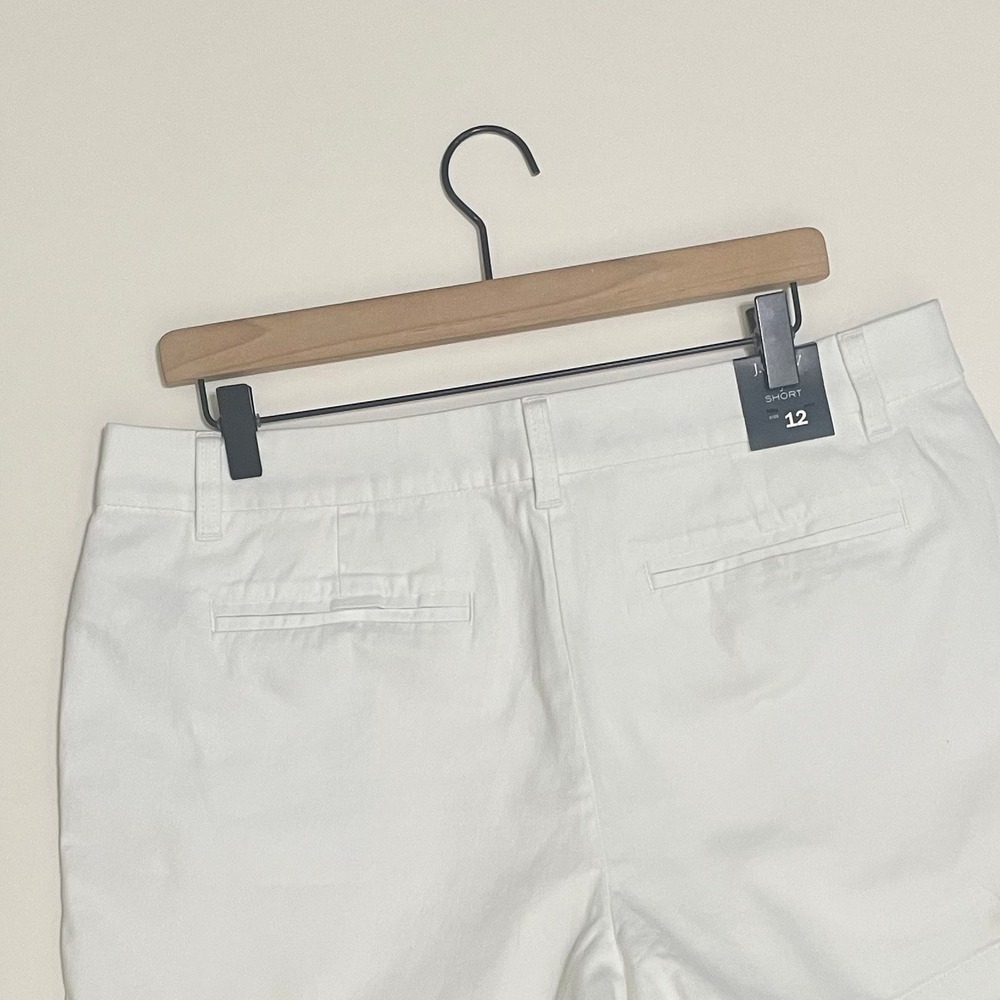 NWT!!‎ J. CREW Factory 5" Classic Chino Shorts Solid White Pockets Preppy 12 - Picture 9 of 15